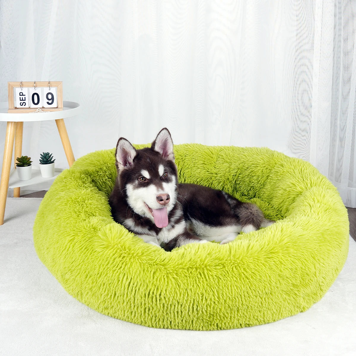 Round Basket Winter Plush Bed for pet