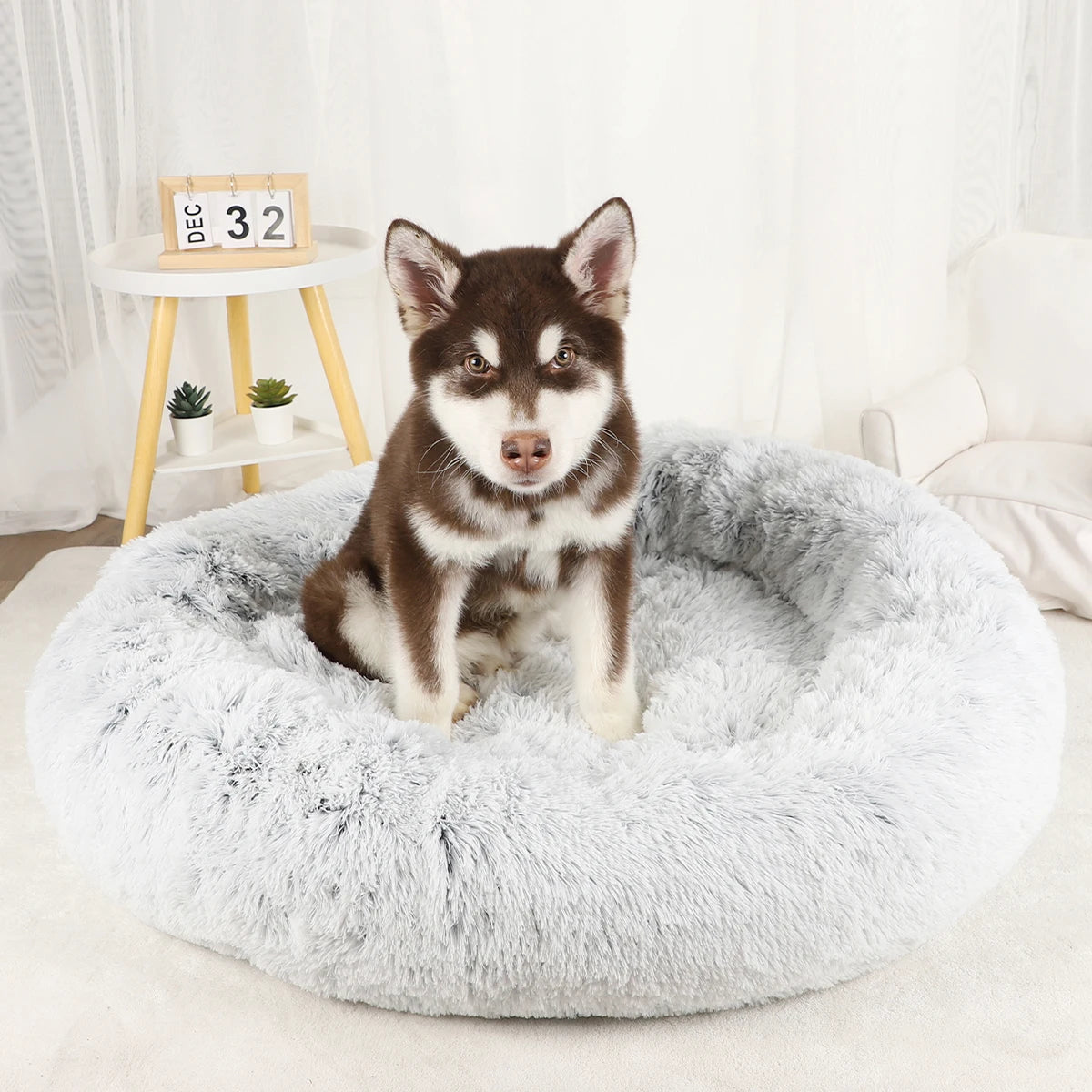 Round Basket Winter Plush Bed for pet